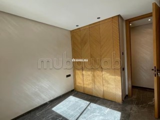 Investissez dans un studio moderne à 7 min du centre ville - Appartement à vendre - Marrakech