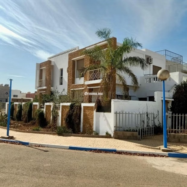 Villa 3 façades bien ensoleillée à vendre - Vente Immobilier - Agadir - photo 5