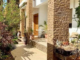Villa 3 façades bien ensoleillée à vendre - Villa à vendre - Agadir
