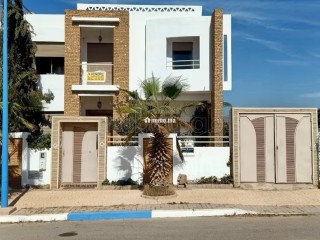Villa 3 façades bien ensoleillée à vendre - Villa à vendre - Agadir