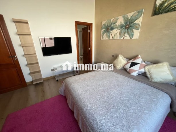 vente-villa-de-luxe-a-ain-diab-extension-5-pieces-confortables-belle-terrasse-et-jardin-big-9