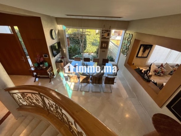 vente-villa-de-luxe-a-ain-diab-extension-5-pieces-confortables-belle-terrasse-et-jardin-big-11