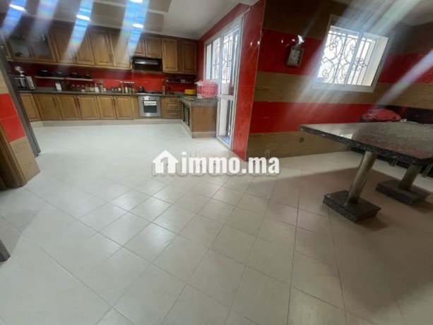 vente-villa-de-luxe-a-ain-diab-extension-5-pieces-confortables-belle-terrasse-et-jardin-big-8