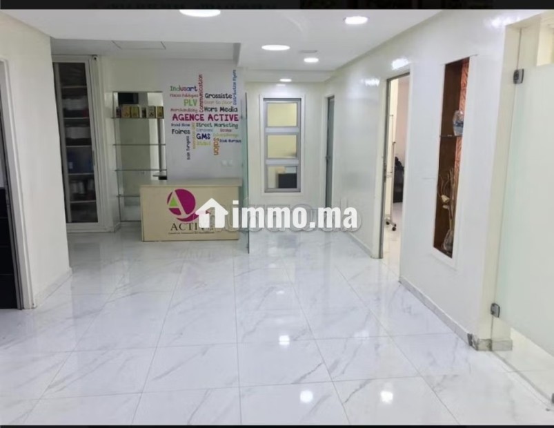 Location de bureaux à Les princesses. Surface totale 121 m² - Location Immobilier - Casablanca - photo 1