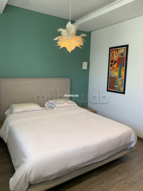 Bel appartement au rez de chaussée en location à Ain Diab Extension.
Surface de 65 m².
Bien meublé - Location Immobilier - Casablanca - photo 8