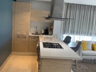 Bel appartement au rez de chaussée en location à Ain Diab Extension.
Surface de 65 m².
Bien meublé - Appartement à louer - Casablanca