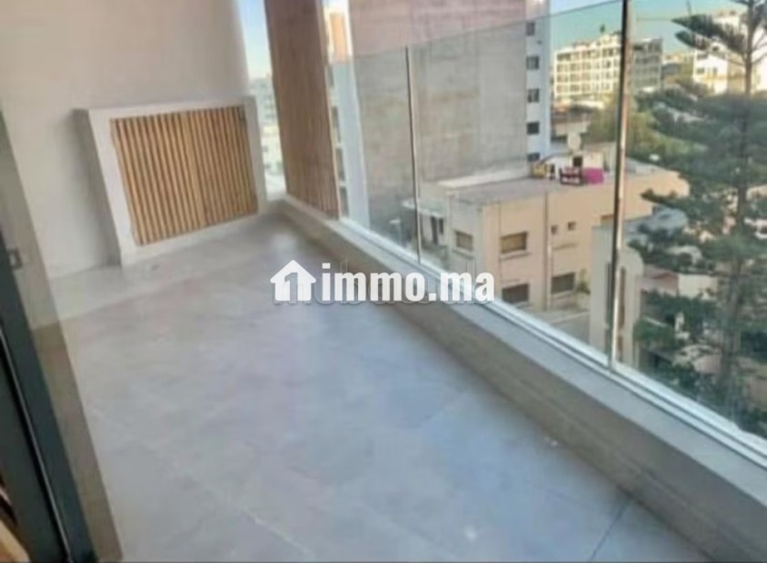 Bel appartement en location à Les princesses. 1 Pièce. Avec ascenseur et terrasse - Location Immobilier - Casablanca - photo 3