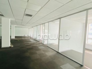 Bureaux à louer à Sidi Maarouf. Superficie 458 m². Avec ascenseur et terrasse - Bureau à louer - Casablanca