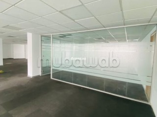 Bureaux à louer à Sidi Maarouf. Superficie 458 m². Avec ascenseur et terrasse - Bureau à louer - Casablanca