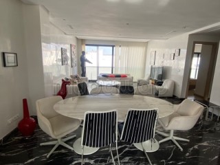 Très bel appartement en location à Racine. 2 belles chambres. Avec ascenseur et terrasse - Appartement à louer - Casablanca