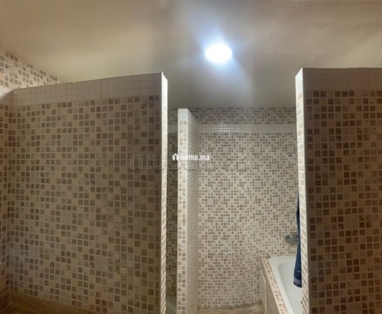 Vente d'un bel appartement à Saïdia.
Superficie 115 m².
Bien meublé - Vente Immobilier - Saidia - photo 4