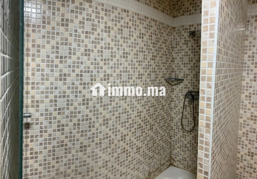 Vente d'un bel appartement à Saïdia.
Superficie 115 m².
Bien meublé - Vente Immobilier - Saidia - photo 7