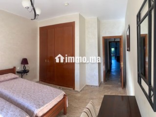 Vente d'un bel appartement à Saïdia.
Superficie 115 m².
Bien meublé - Appartement à vendre - Saidia