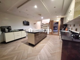 Superbe Villa Jumelée avec Piscine à Bouskoura - Villa à vendre - Bouskoura