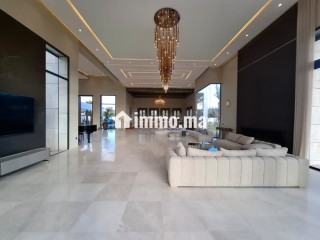 Domaine de Prestige sur 8000m² de Terrain - Terrain à vendre - Bouskoura