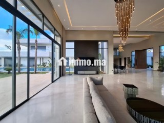 Domaine de Prestige sur 8000m² de Terrain - Terrain à vendre - Bouskoura