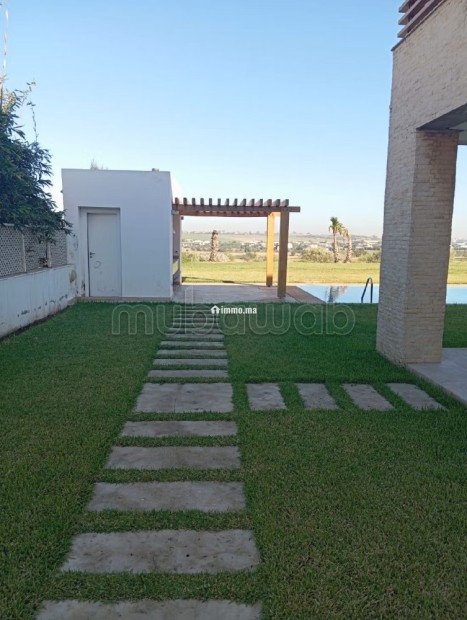 Villa isolé front golf 1300m2 - Vente Immobilier - Bouskoura - photo 3