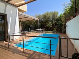 Location villa de luxe à Agdal. 5 chambres agréables. Meublé - Villa à louer - Marrakech