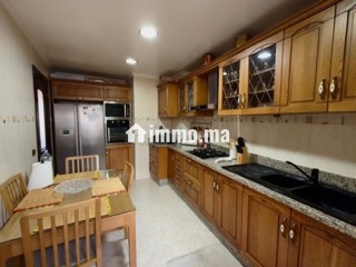 Appartement de 121 m² à vendre au centre de Tanger - Appartement à vendre - Tanger