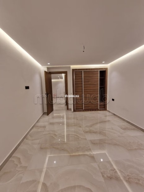 Bel appartement à vendre à Guéliz. 1 belle chambre. Terrasse et ascenseur - Vente Immobilier - Marrakech - photo 4