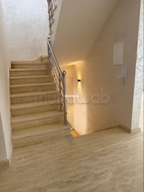Magnifique villa à vendre à Al Boustane. 3 belles chambres. Salon avec décoration marocaine - Vente Immobilier - El Jadida - photo 1