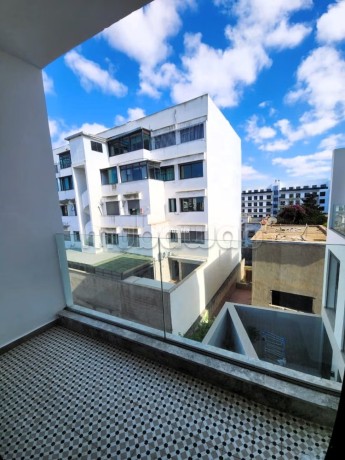 studio-neuf-haute-gamme-50m2-a-bd-2mars-2pas-tram-big-0