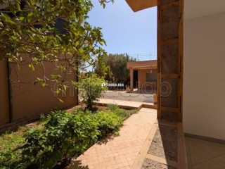 Vivez le confort absolu: Villa avec VNA à vendre - Villa à vendre - Marrakech