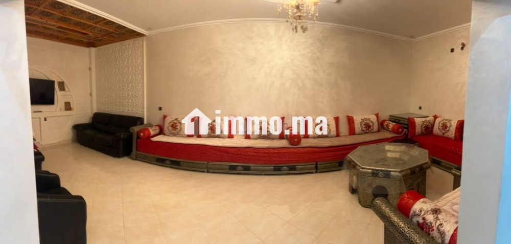 Location saisonnière à El hajeb. 1 chambre. Salon avec décoration marocaine - Vente Immobilier - El Hajeb - photo 2