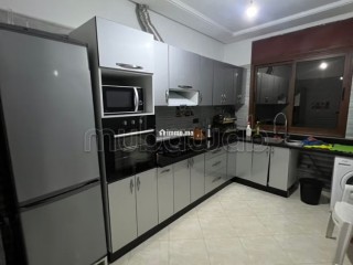 Location saisonnière à El hajeb. 1 chambre. Salon avec décoration marocaine - Appartement à vendre - El Hajeb