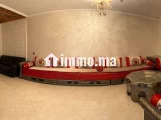 Location saisonnière à El hajeb. 1 chambre. Salon avec décoration marocaine - Appartement à vendre - El Hajeb