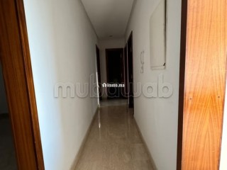 Appartement spacieux dans une résidence fermée - Appartement à louer - Rabat