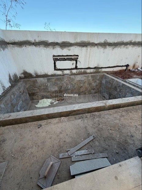Maison de haut standing à vendre à Californie. 4 chambres. Tout confort avec piscine et cheminée - Vente Immobilier - Casablanca - photo 4