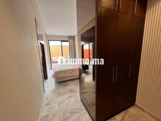 Magnifique studio 75m2 à louer meublé sur Oasis - Appartement à louer - Casablanca