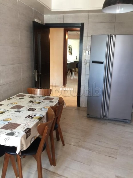 Très bel appartement en location à Palmier.
Superficie 150 m².
Bien meublé - Location Immobilier - Casablanca - photo 5