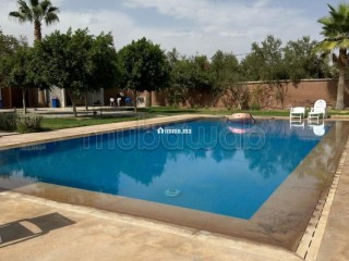 Magnifique villa à louer pour vos vacances à Route d'Agadir Essaouira. Surface totale 10000 m². Salon Marocain et antenne parabolique - Villa à vendre - Marrakech