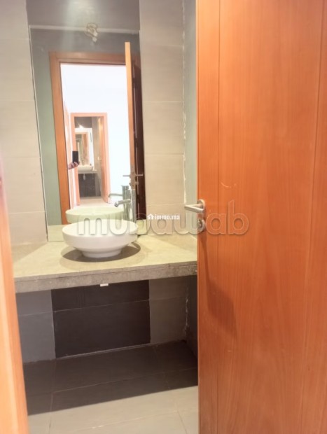 Joli appartement au centre ville - Location Immobilier - Oujda - photo 7