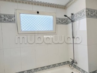 Location d'un appartement à Triangle d'Or. 2 pièces confortables. Conciergerie à disposition, système de climatisation - Appartement à louer - Casablanca