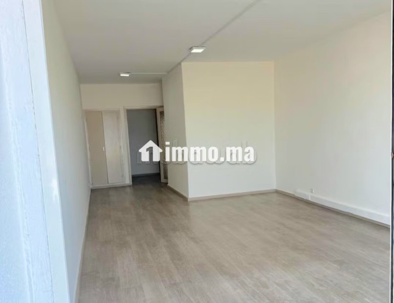 Bel appartement en location à Anfa. Superficie 160 m². Résidence avec concierge, climatisation générale - Location Immobilier - Casablanca - photo 5