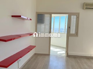 Bel appartement en location à Anfa. Superficie 160 m². Résidence avec concierge, climatisation générale - Appartement à louer - Casablanca