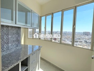 Bel appartement en location à Anfa. Superficie 160 m². Résidence avec concierge, climatisation générale - Appartement à louer - Casablanca