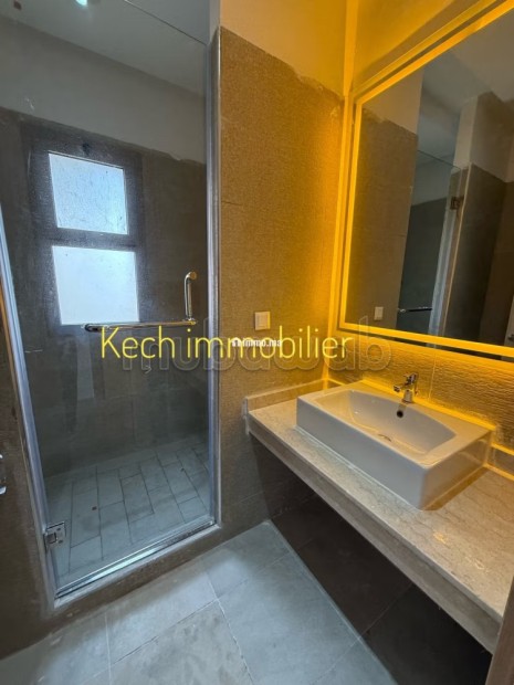 Bel appartement neuf en location à Agdal. 2 chambres agréables. Climatisation et piscine - Location Immobilier - Marrakech - photo 8