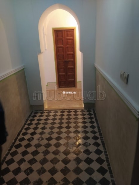 Trouvez votre riad à acheter à Riad Zitoun. Superficie 210 m². Grande piscine - Vente Immobilier - Marrakech - photo 2