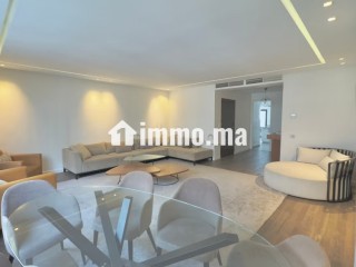 Appartement à vendre à Racine. 4 pièces. Bien meublé - Appartement à vendre - Casablanca