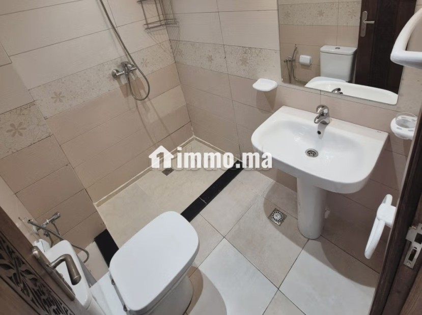 Très bel appartement à louer, centre ville Meknès - Location Immobilier - Meknes - photo 8
