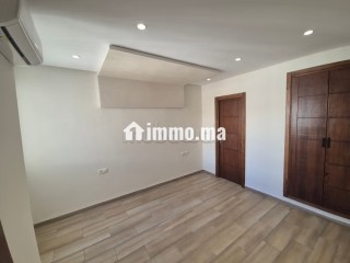 Très bel appartement à louer, centre ville Meknès - Appartement à louer - Meknes