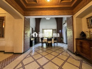 Villa à Vendre pour Habitation ou Projet Commercial – Marrakech, Avenue Mohamed VI, Proche Morocco Mall - Villa à vendre - Autre