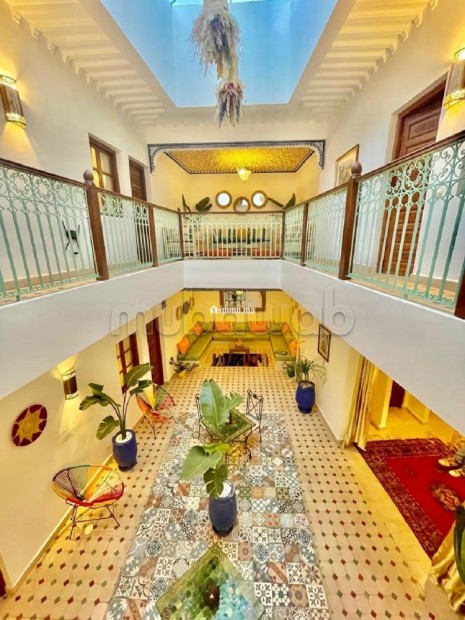 Riad rare à deux pas de Jemaa el Fna – Opportunité prête à l’exploitation - Vente Immobilier - Autre - photo 1