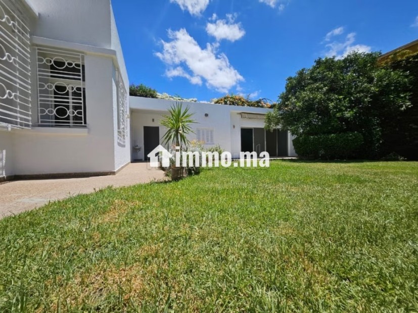 Une magnifique villa à louer sur oasis - Location Immobilier - Casablanca - photo 2