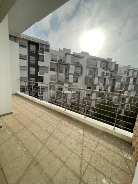 Appartement en vente à Riyad. 3 grandes pièces. Garage et terrasse - Vente Immobilier - Rabat - photo 1