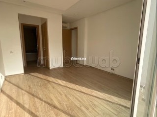 Appartement en vente à Riyad. 3 grandes pièces. Garage et terrasse - Appartement à vendre - Rabat